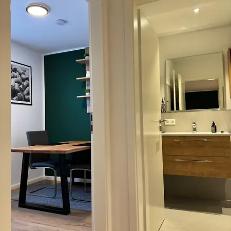 Appartement Gehobene Auszeit In - Ausgestattete - Nur 500m Bis Zum Hafen Zwenkau